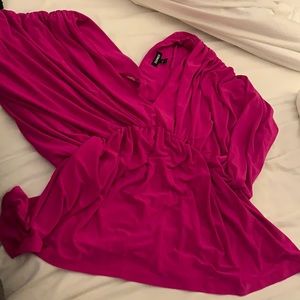 EXPRESS TOP- PINK Size: MEDIUM